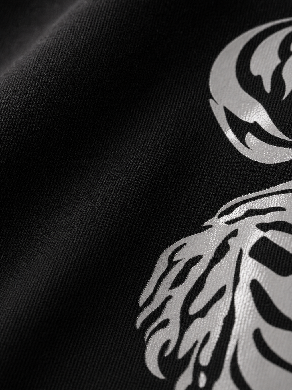 Myugen Godspeed Oversized Full Sleeve T-shirt Black – close-up detail