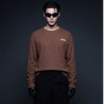 myugen-construct-waffle-long-sleeve-brown model front