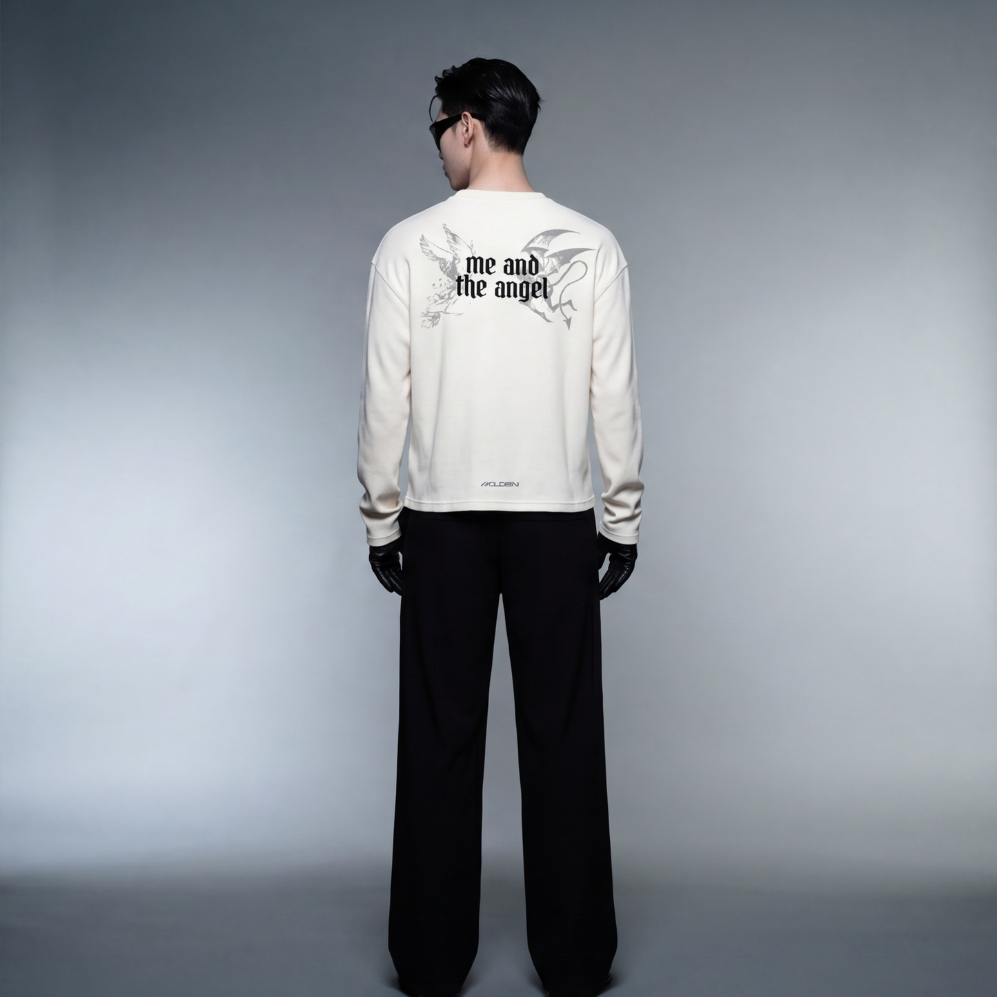 myugen-duality-waffle-long-sleeve-off-white model back
