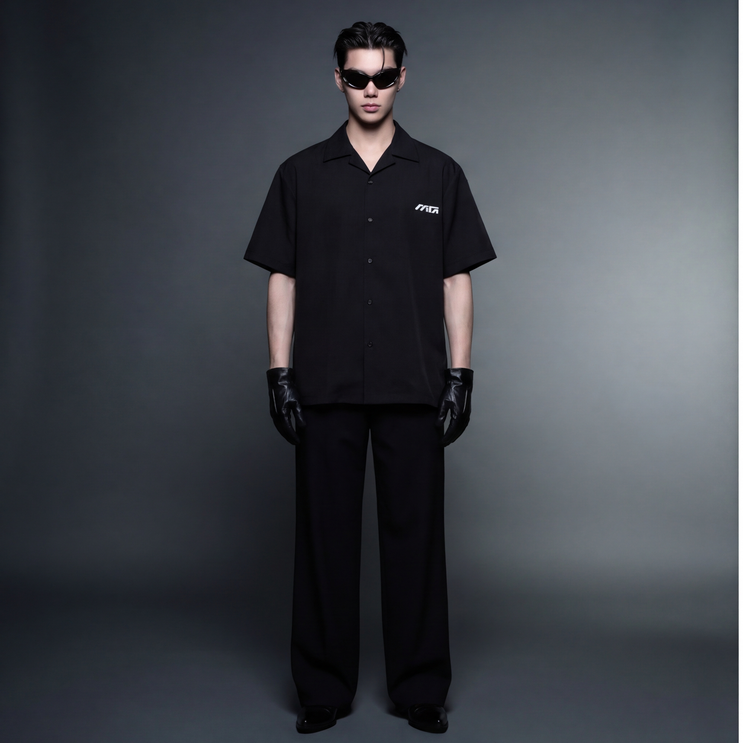 myugen-sinner-society-bowling-shirt-black model front