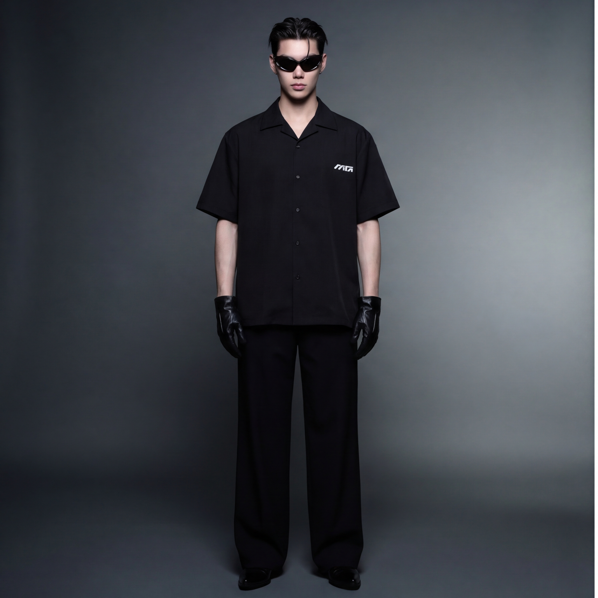 myugen-sinner-society-bowling-shirt-black model front